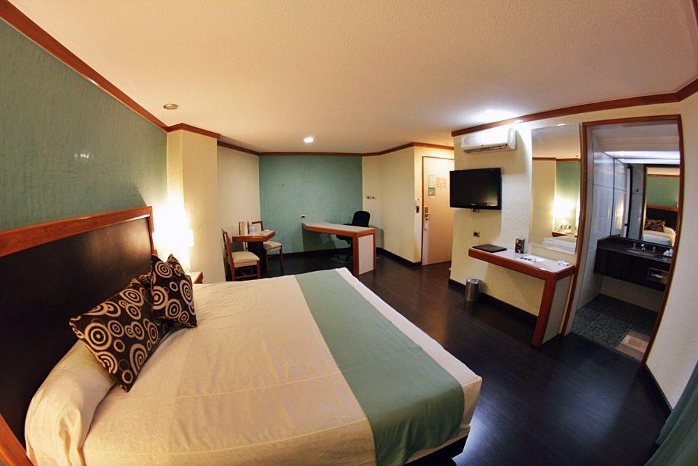 מקסיקו סיטי Hotel Abastos Plaza מראה חיצוני תמונה