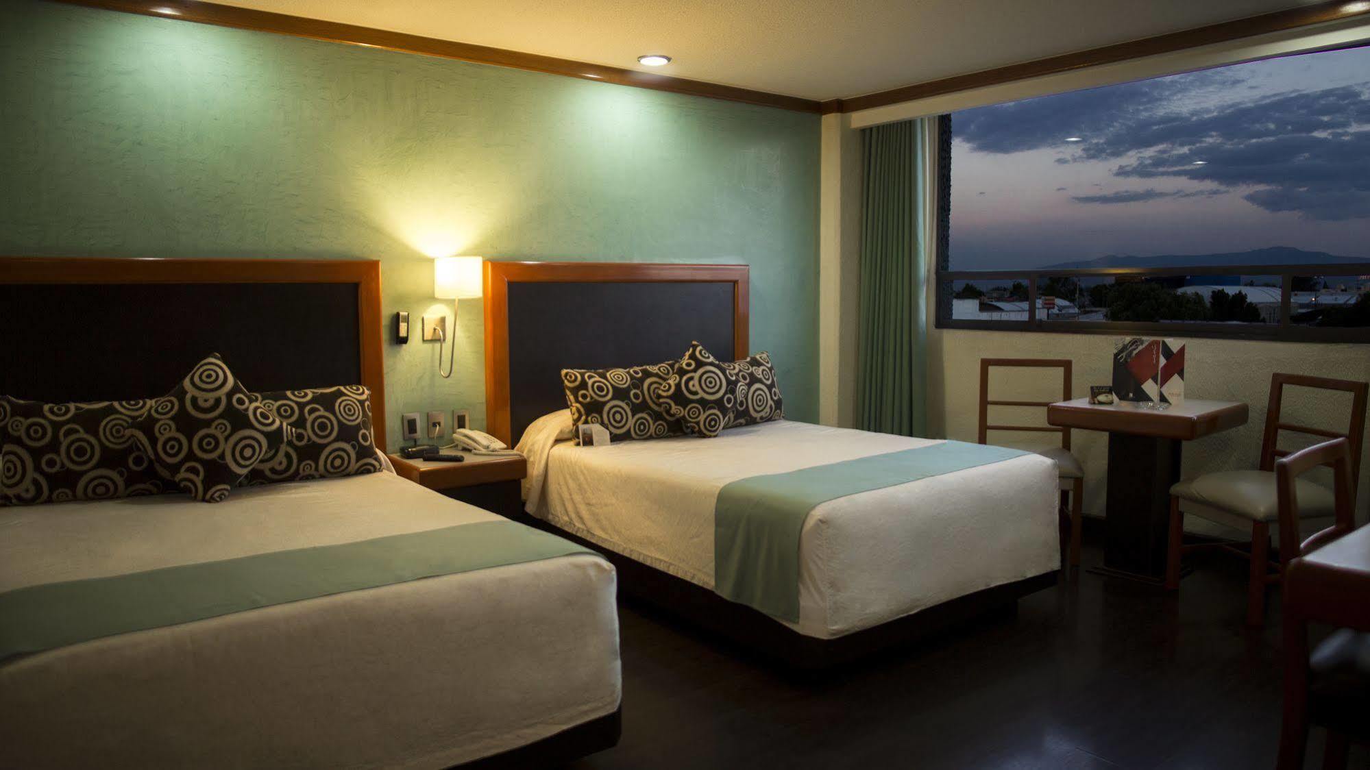 מקסיקו סיטי Hotel Abastos Plaza מראה חיצוני תמונה