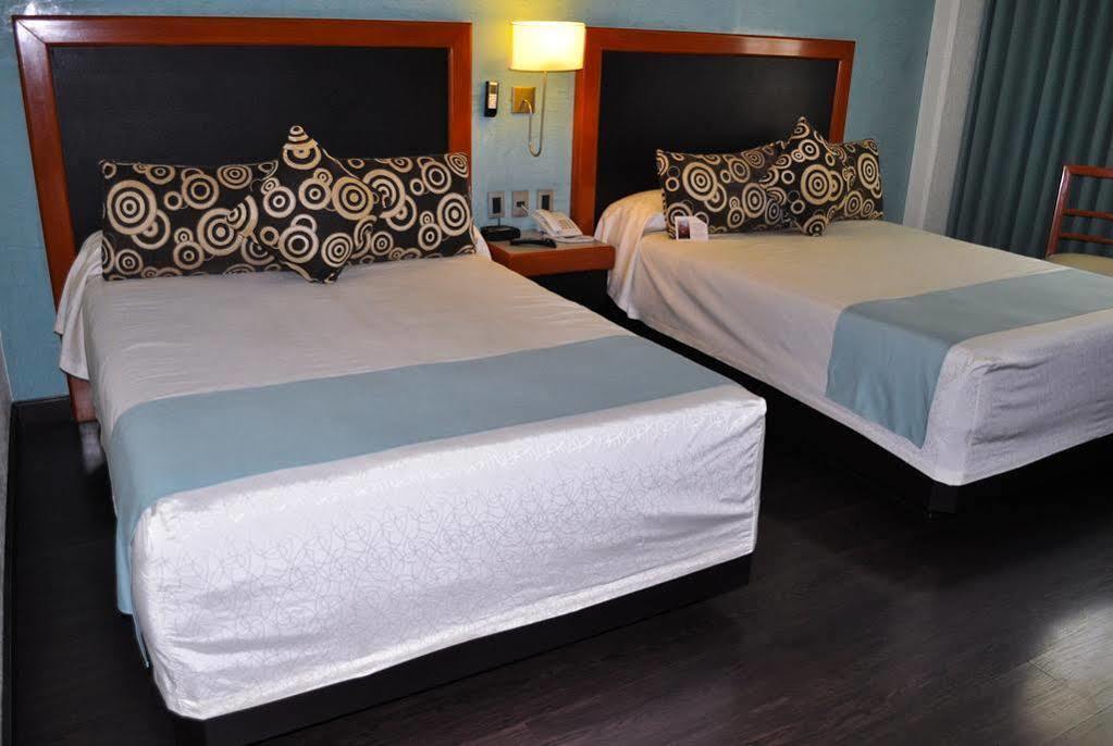 מקסיקו סיטי Hotel Abastos Plaza מראה חיצוני תמונה